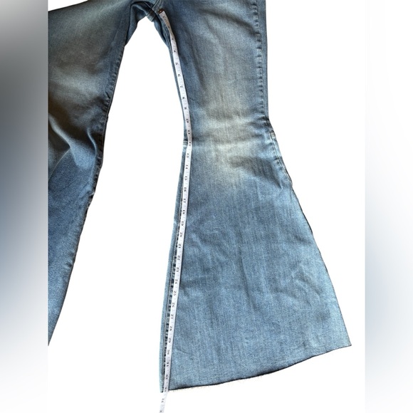 NWT Vintage-inspired Free People Just Float On Flare Jeans Womens Size 31 - Picture 9 of 14